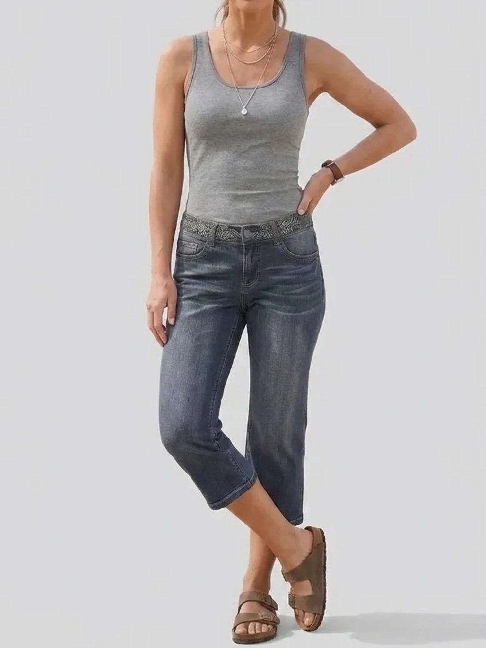 Bogari  Embellished Capri  jeans Size 10 streetwear casual Travel
